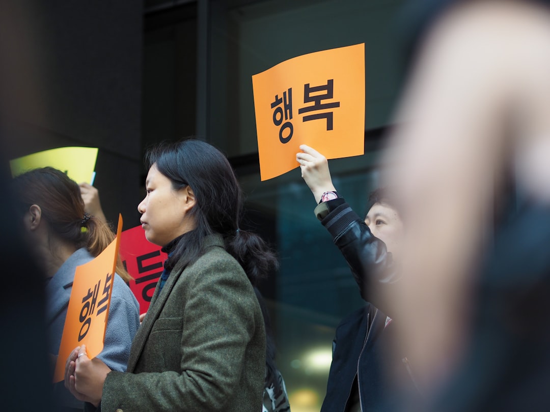 밥솥 유형별 특징과 내솥 재질을 비교하는 정보성 차트