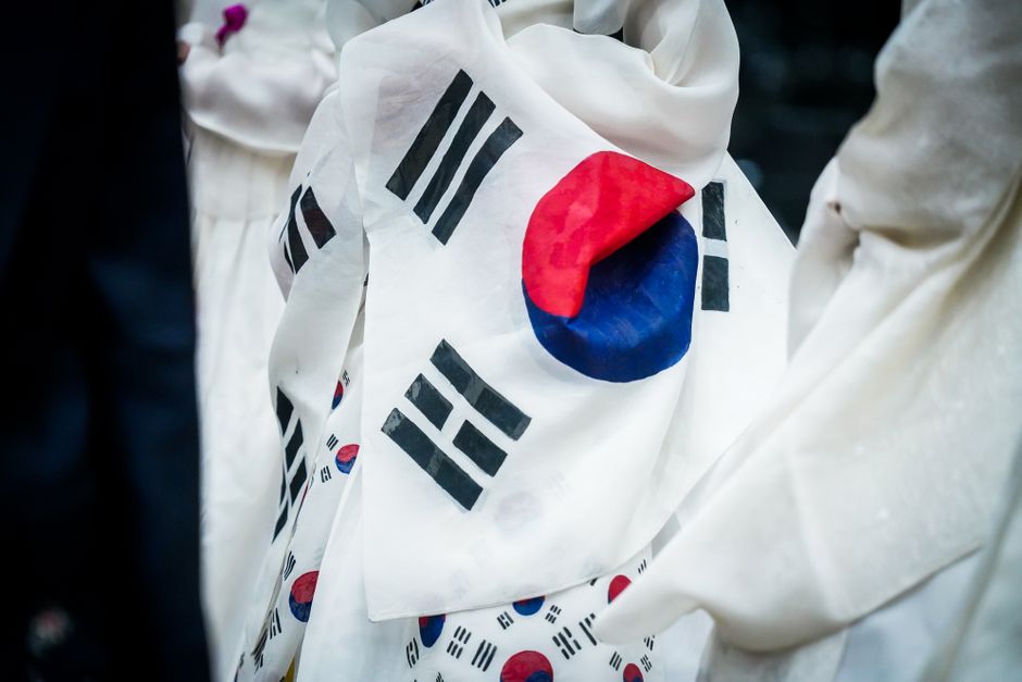 우선변제권과 최우선변제권의 단계별 보호 개념을 나타내는 이미지